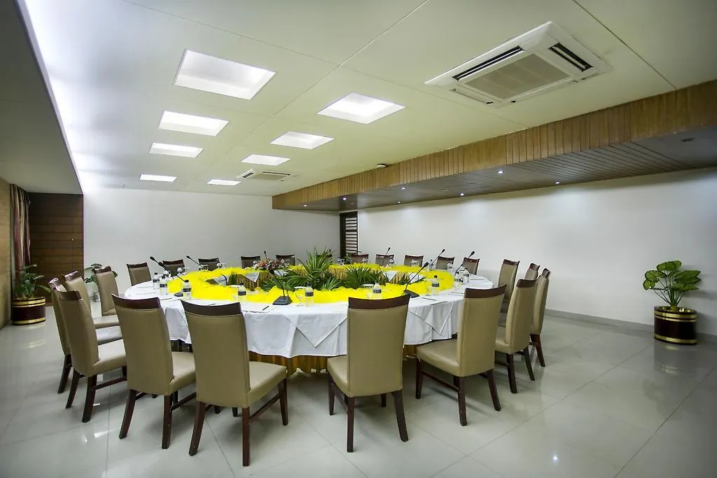 ****  Fars Hotel & Resorts - Bar-Buffet-Pool-Spa Dhaka Bangladesh