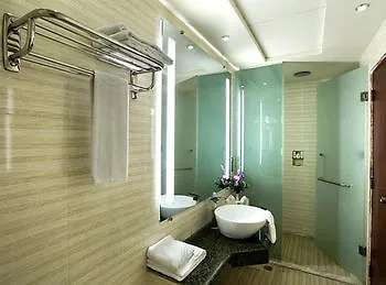 Fars Hotel & Resorts - Bar-Buffet-Pool-Spa Dhaka 4*,