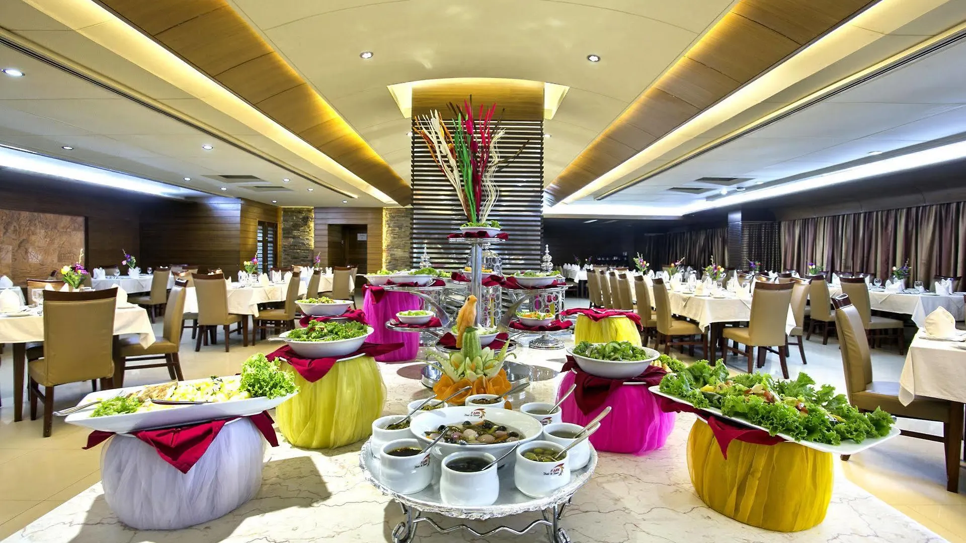 Fars Hotel & Resorts - Bar-Buffet-Pool-Spa Dhaka