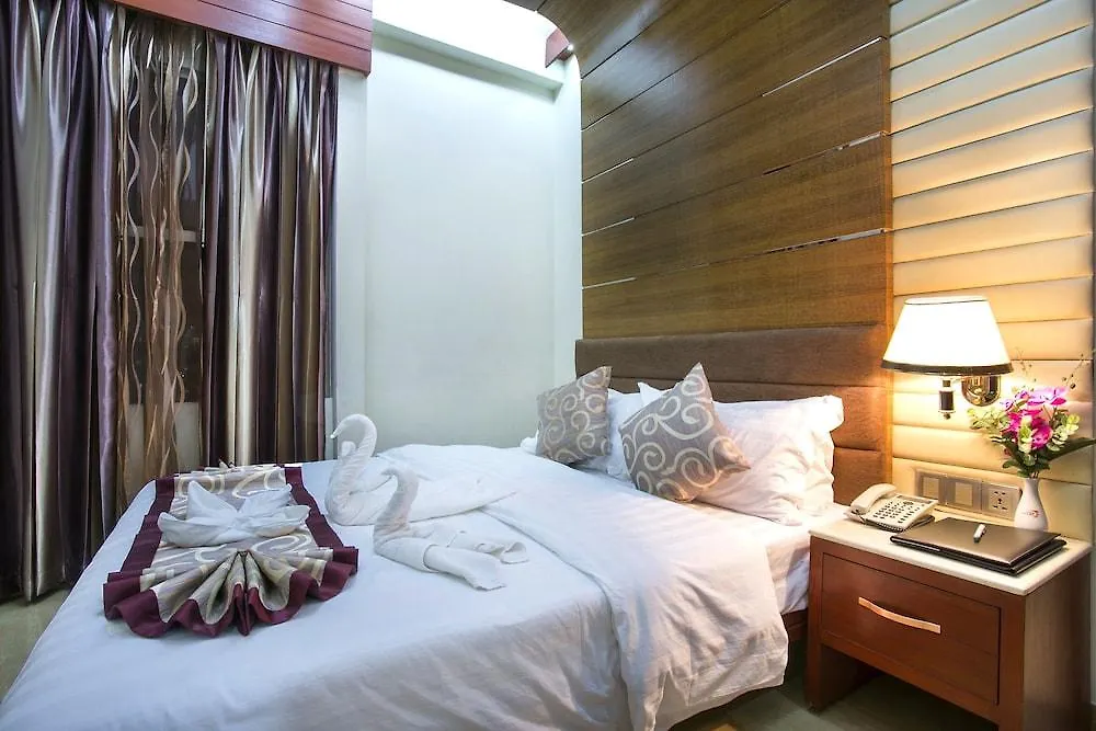 Fars Hotel & Resorts - Bar-Buffet-Pool-Spa Dhaka